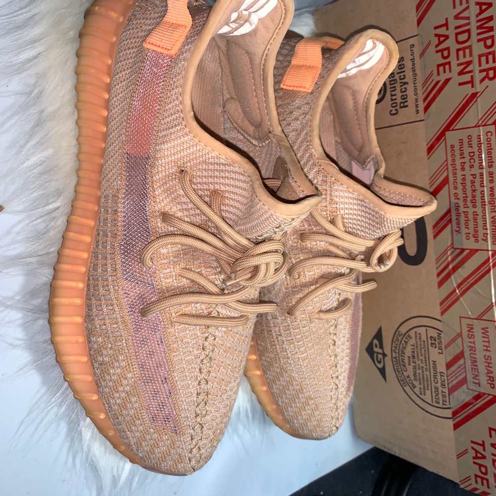 Yeezy boost 350 clays - Picture 1 of 1